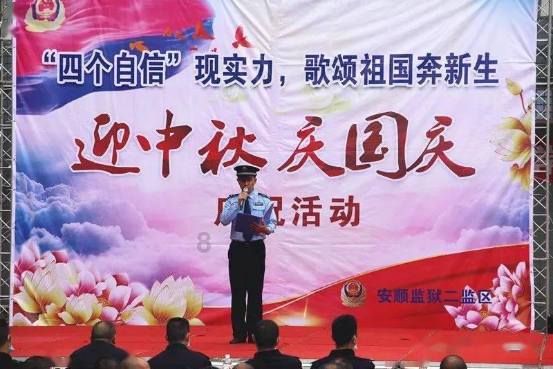 笑话十条:早上醒来,老婆正看着自己的枕头若有所思