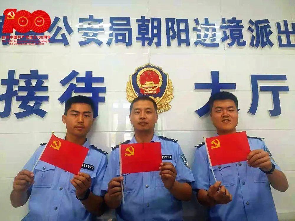 超级坦克消灭僵尸
