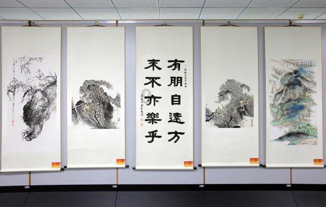 基建股早盘继续拉升 中铝国际涨超29%中国铁建涨超5%