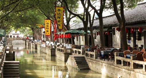 春运第一线，海南海口：客滚轮渡迎来大批旅客